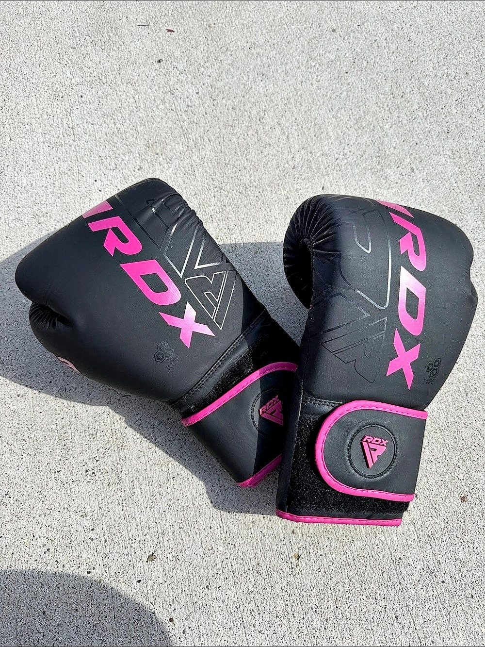 RDX Quadro Dome 3 Boxing Gloves Black & Pink 12 oz